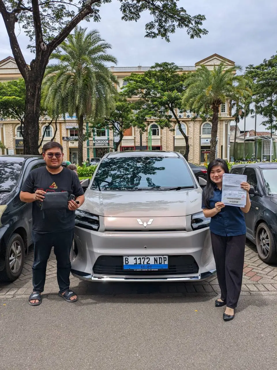 Serah Terima Wuling Darion EV - BSD City
