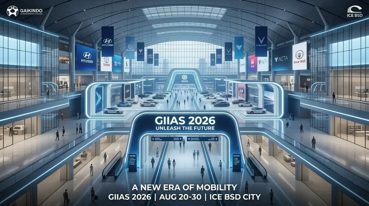 Suasana lorong pameran GIIAS 2026 di ICE BSD City dengan panji merek mobil dan papan bertuliskan Unleash the Future