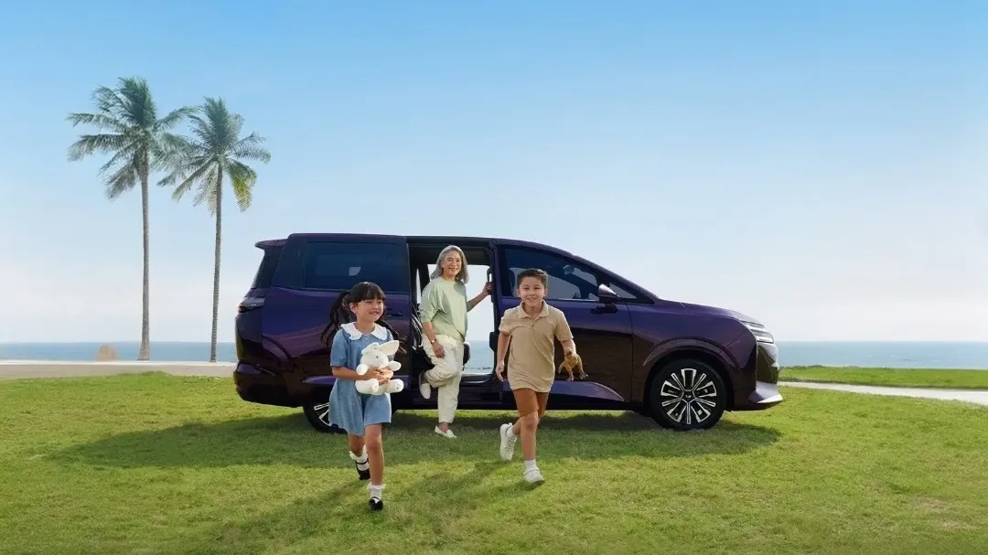 Wuling Darion vs Toyota Innova Zenix: MPV keluarga mana yang lebih masuk akal?