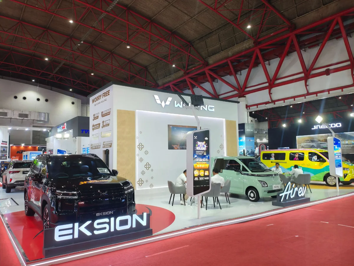 Lineup mobil listrik dan hybrid Wuling yang tampil di Jakarta Fair 2026
