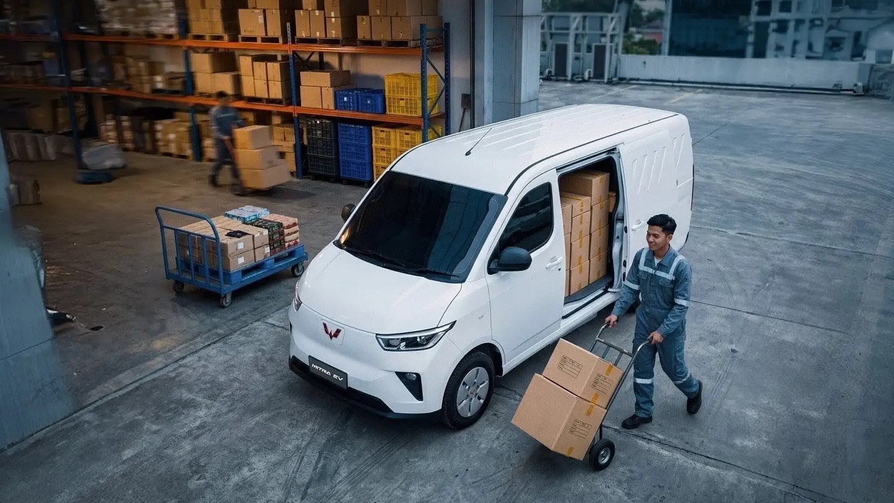 Wuling Mitra EV dengan pintu geser ganda mempercepat bongkar muat logistik