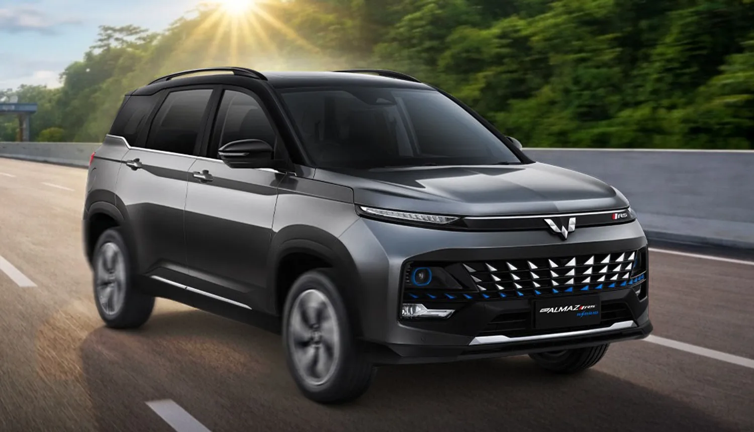 Wuling New Almaz RS Pro Hybrid abu-abu melaju di jalan